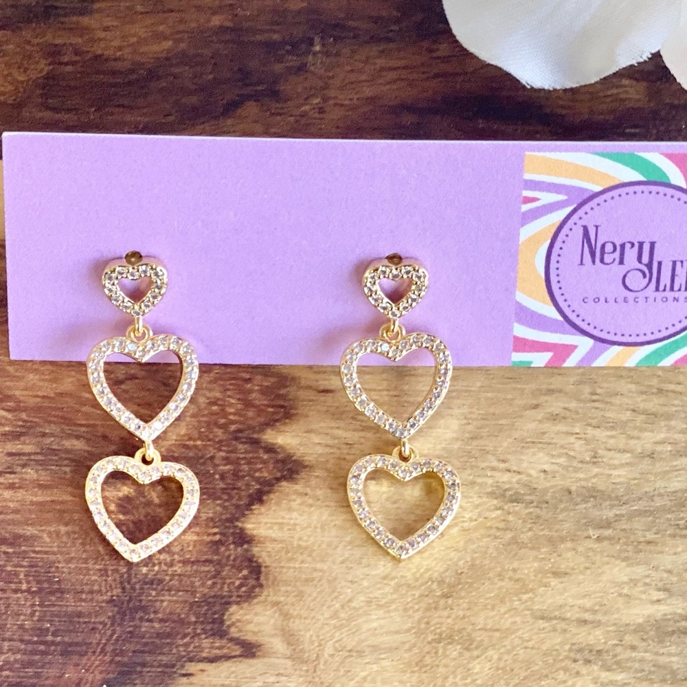NEW 18K Gold Filled Dangle Triple Heart With CZ Cubic Zirconia qStones